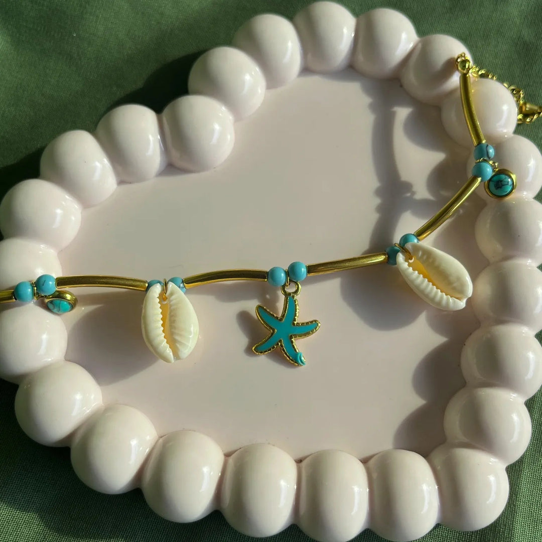 Silversutra Firoza Stone Shell Bracelet For Her | 18K Gold Plated | Hypollergenic | Anti Tarnish - Suspire