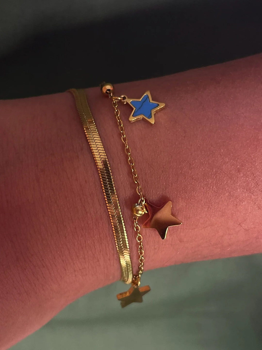 Silversutra Flat Chain Star Dual Layer Bracelet | 18K Gold Plated | Hypollergenic | Anti Tarnish - Suspire