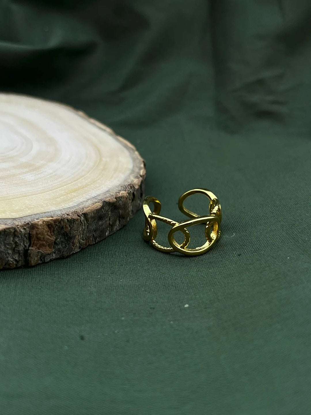 Silversutra Minimal Ring Stack | Flexible | 18K Gold Plated | Hypollergenic | Anti Tarnish - Suspire