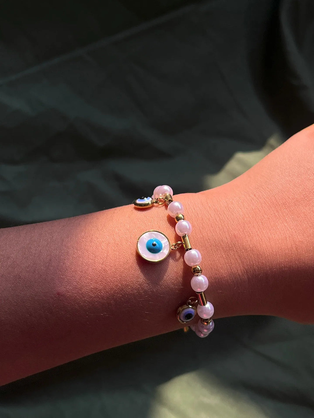 Silversutra Peral Evil Eye Bracelet | 18K Gold Plated | Hypollergenic | Anti Tarnish - Suspire