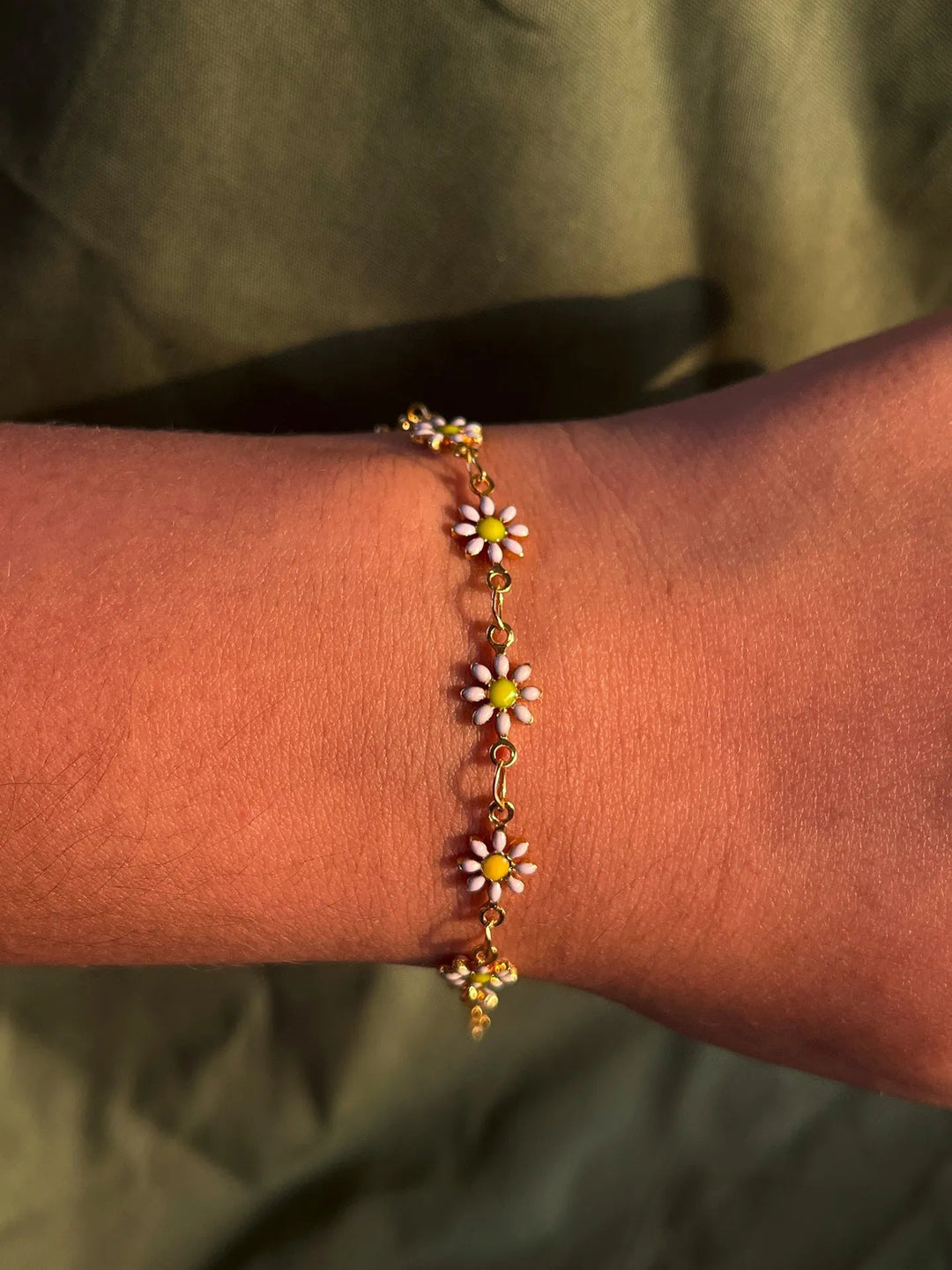 Silversutra White Floral Enamel Bracelet For Her | 18K Gold Plated | Hypollergenic | Anti Tarnish - Suspire