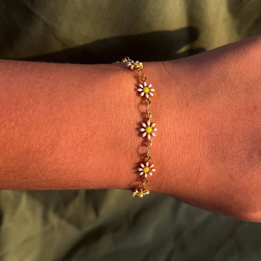 Silversutra White Floral Enamel Bracelet For Her | 18K Gold Plated | Hypollergenic | Anti Tarnish - Suspire