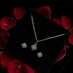 Solitaire Flower Silver Ear Ring and Pendant Set