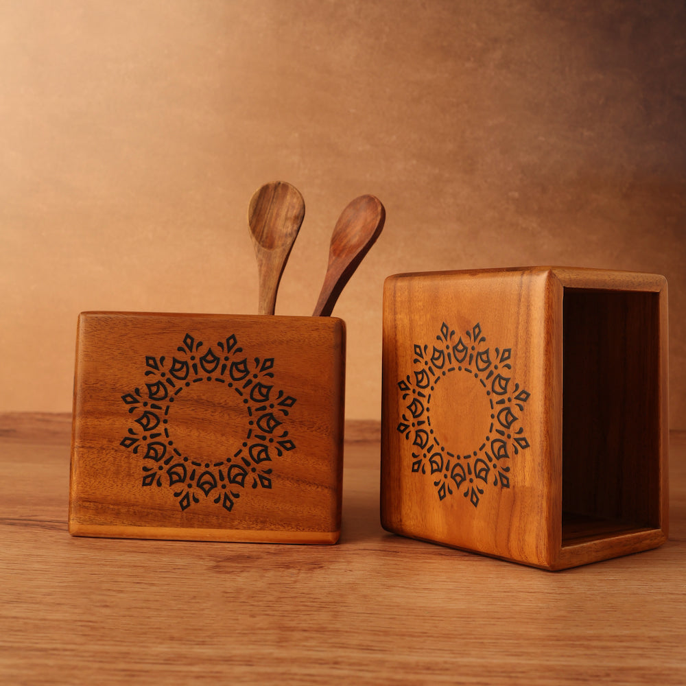 BambaiSe Compact Spoon Holder Teak Windmill