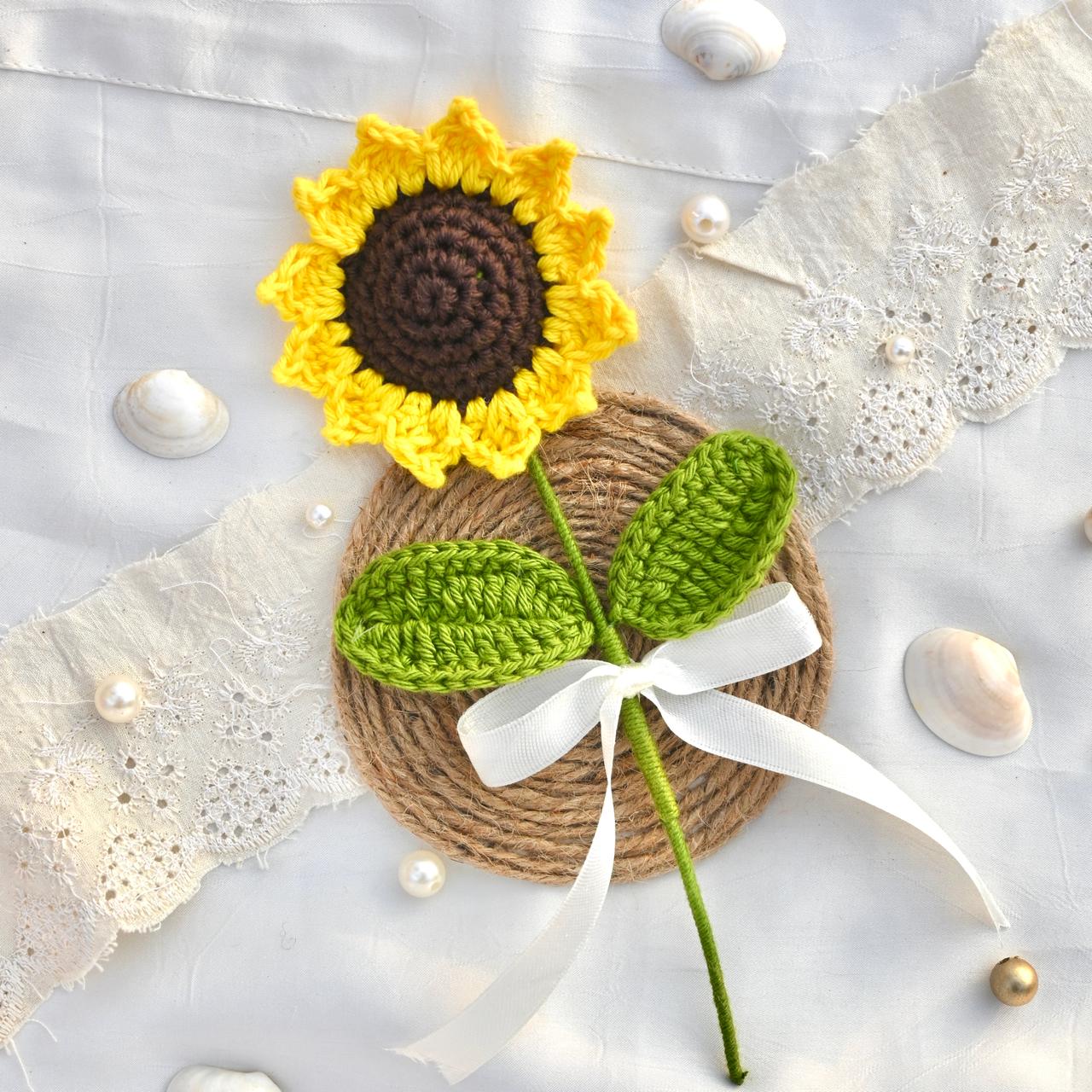 P Palettes Sunflower, handmade, gifting, décor, crochet