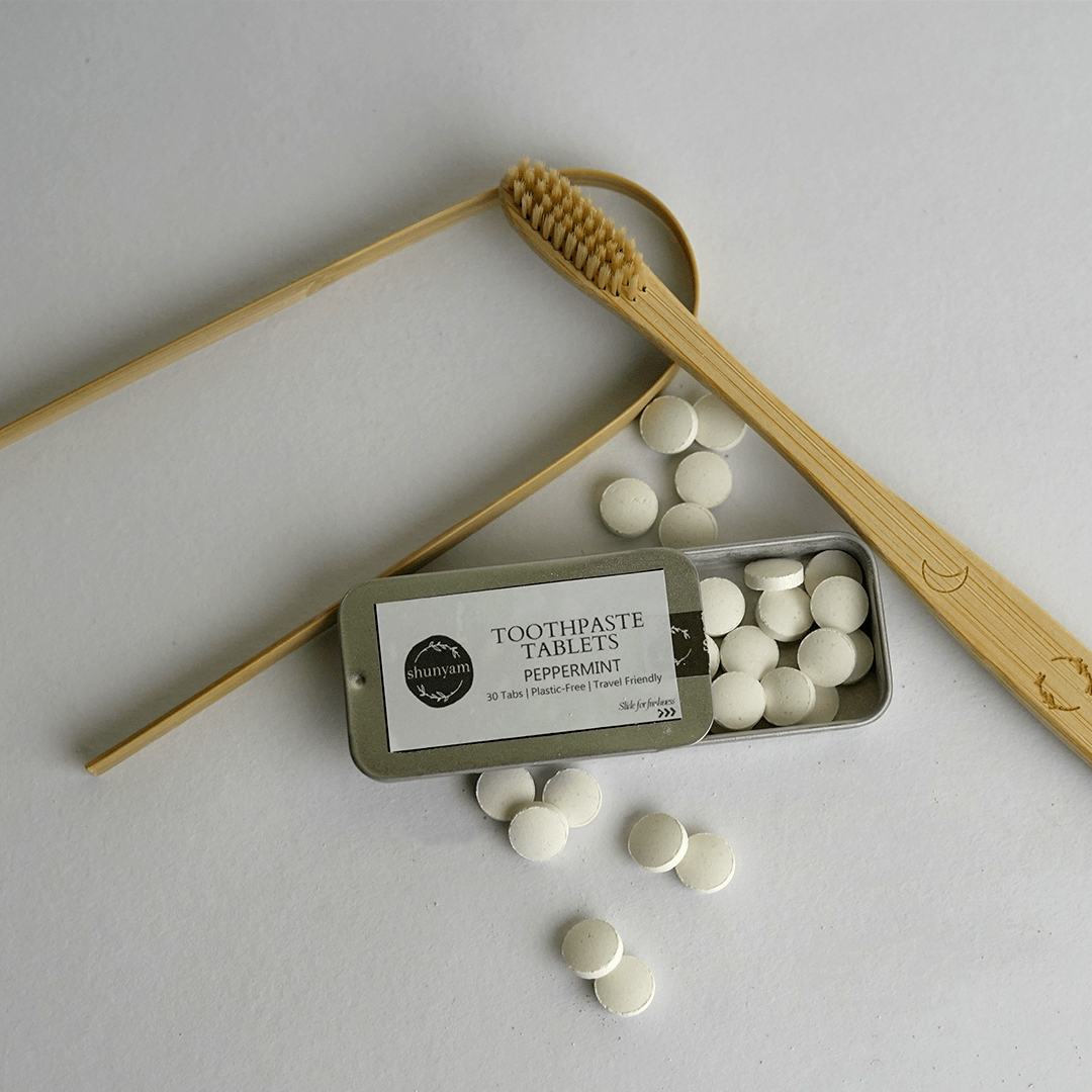 Sustainable Dental Kit Mini – 30 Toothpaste Tabs + Bamboo Brush + Tongue Cleaner - Suspire