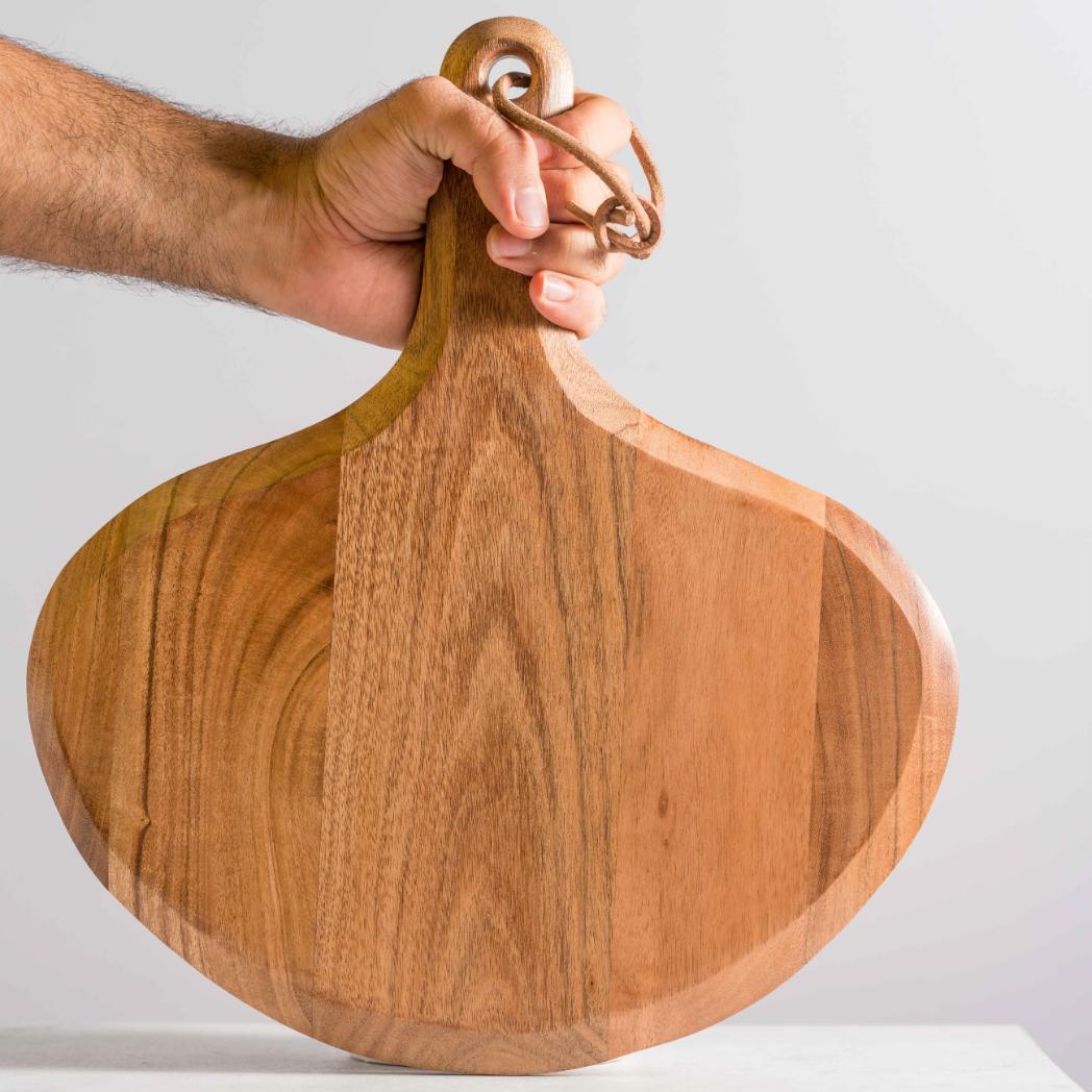 Araana Home Tal Oval Chopping Board With Handle