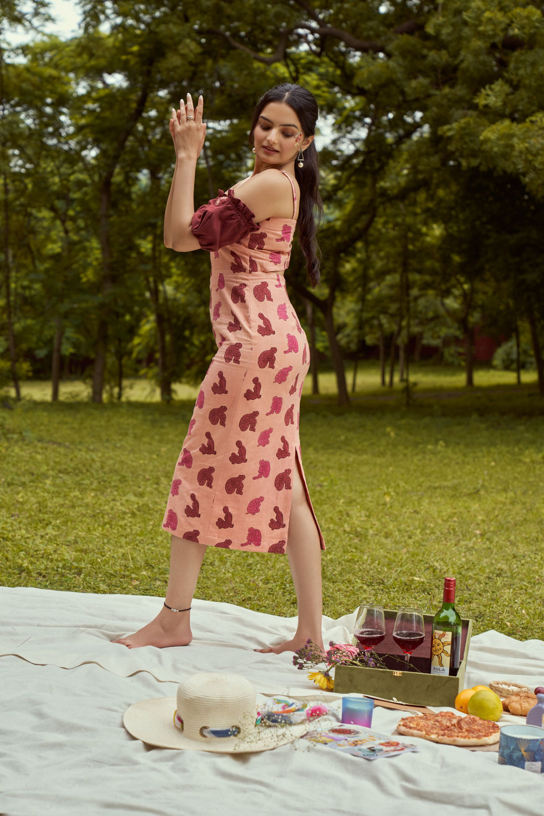 Pensive state detachable dress