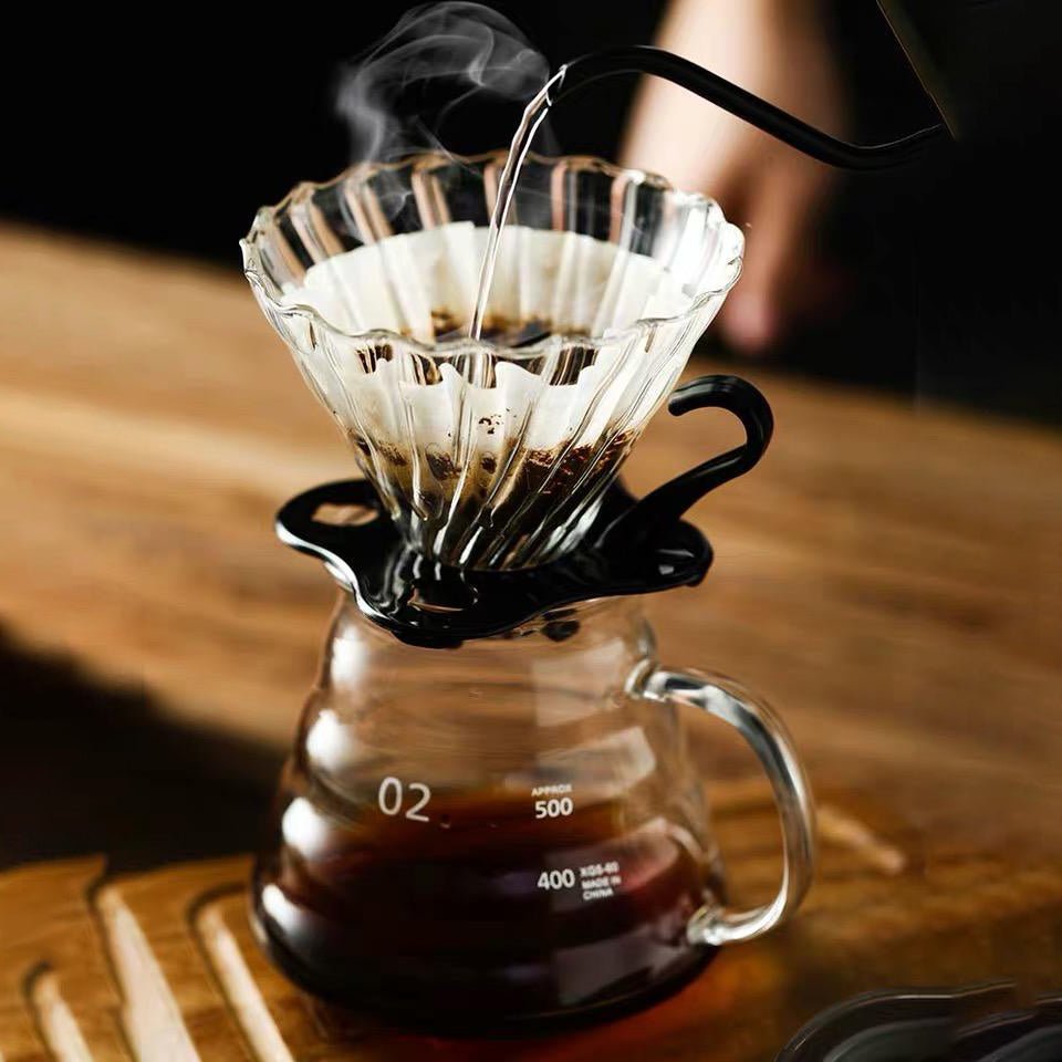 The Bean Co Roasters Glass Coffee Dripper – Manual Pour Over Coffee Brewer for Cup or Glass Carafe | Durable Borosilicate Glass | Café - Quality Brewing at Home - Suspire