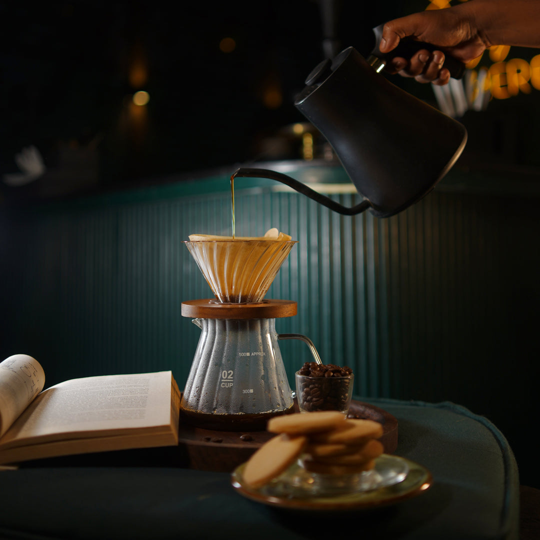 The Bean Co Roasters Glass Coffee Dripper with Wooden Ring – Manual Pour Over Brewer for Cup & Glass Carafe | Heat - Resistant Borosilicate Glass | Café - Style Brewing - Suspire