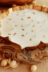 The Lushlights Lotus uril candle big