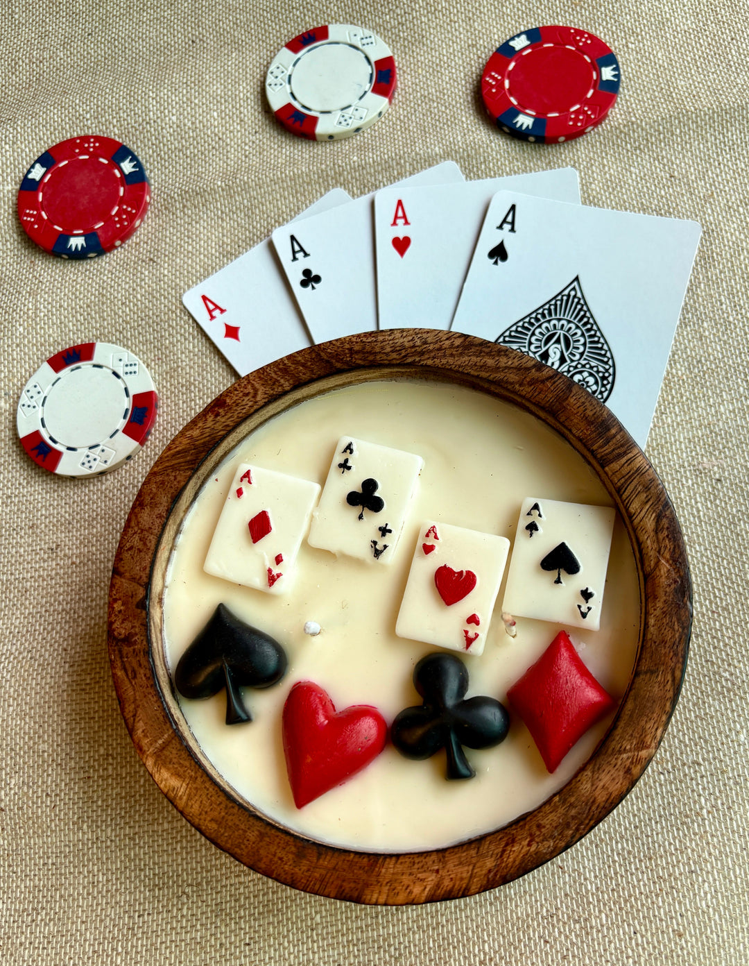 The Lushlights Poker candle - Suspire