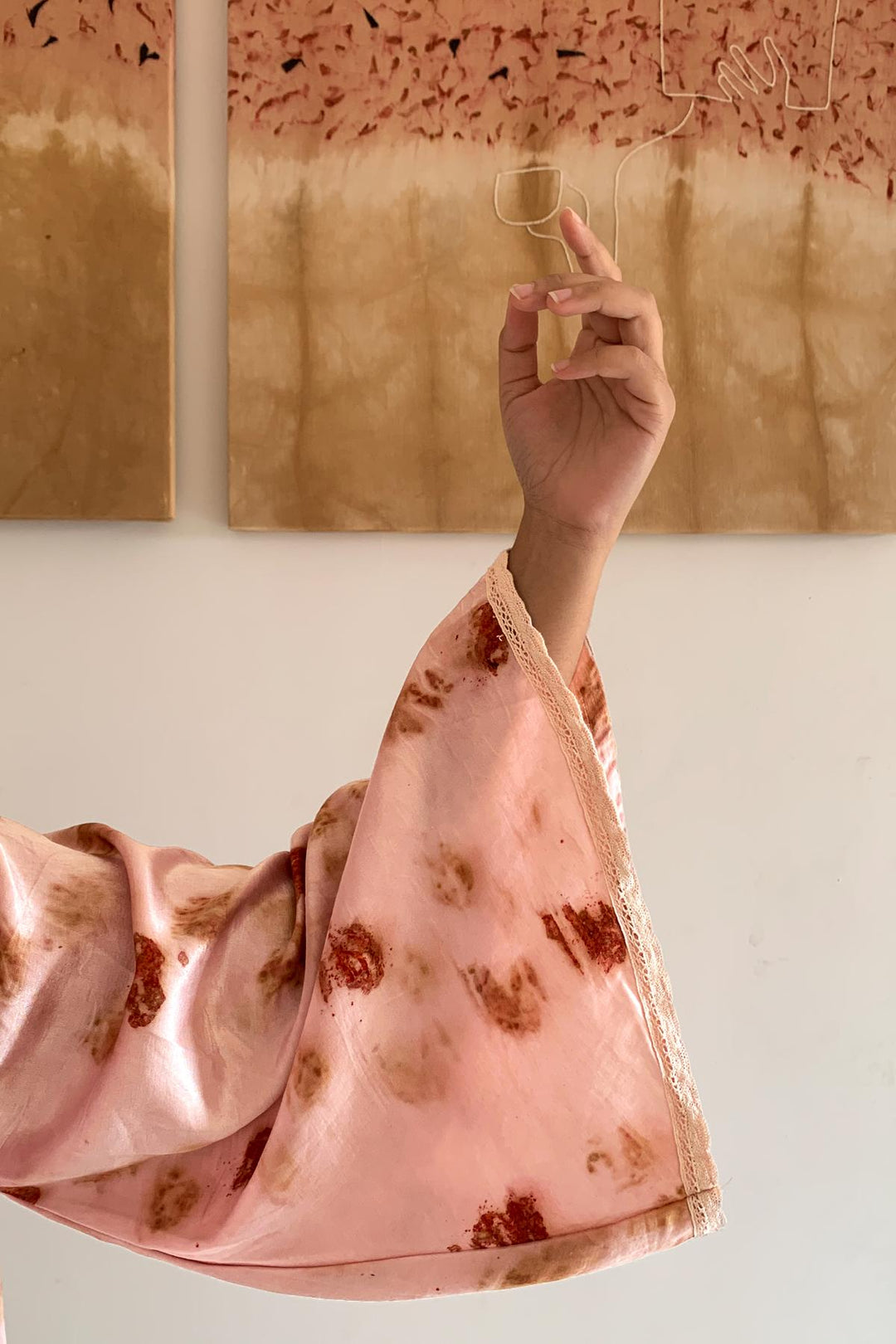Bageeya "Blush" Handwoven Mashru | Crafted with Lac, Rose