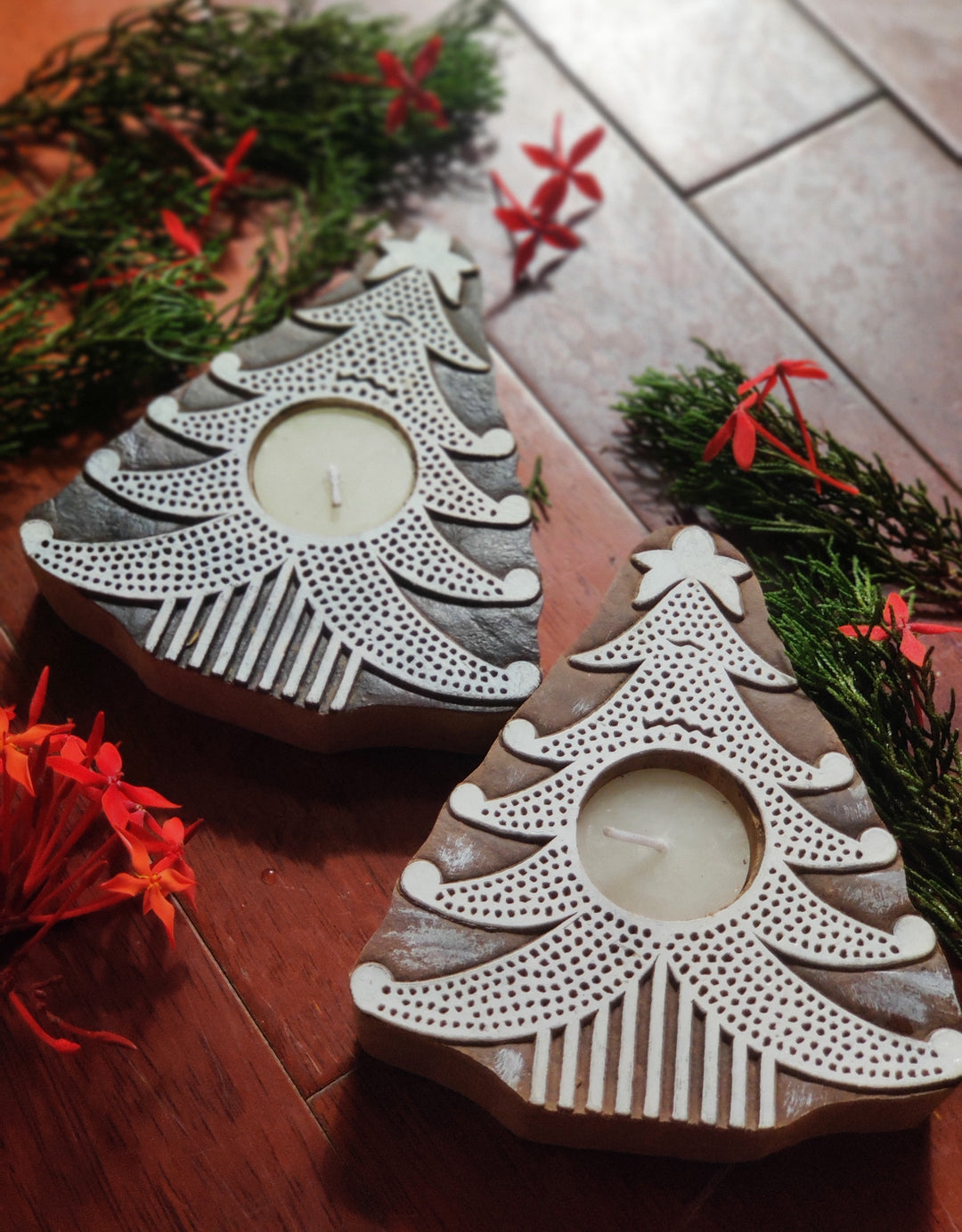 Greenfootprint Handcrafted wooden Christmas tealight candle holders | set of 2 | Xmas tree