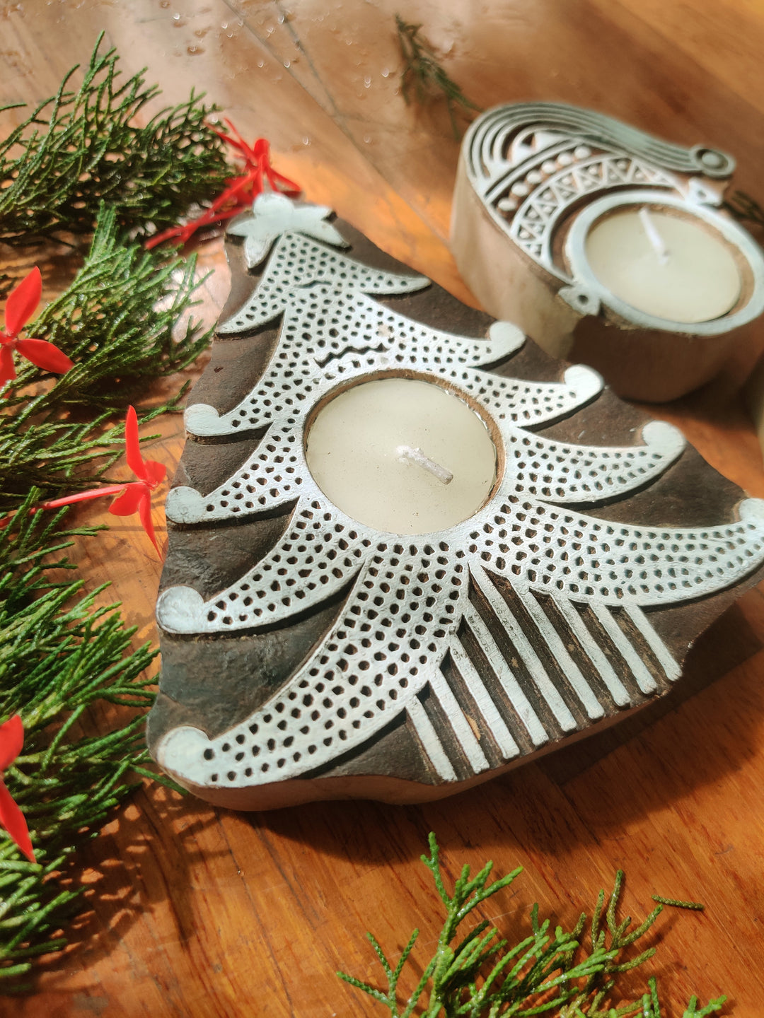 Greenfootprint Handcrafted wooden Christmas tealight candle  holders | set of 3