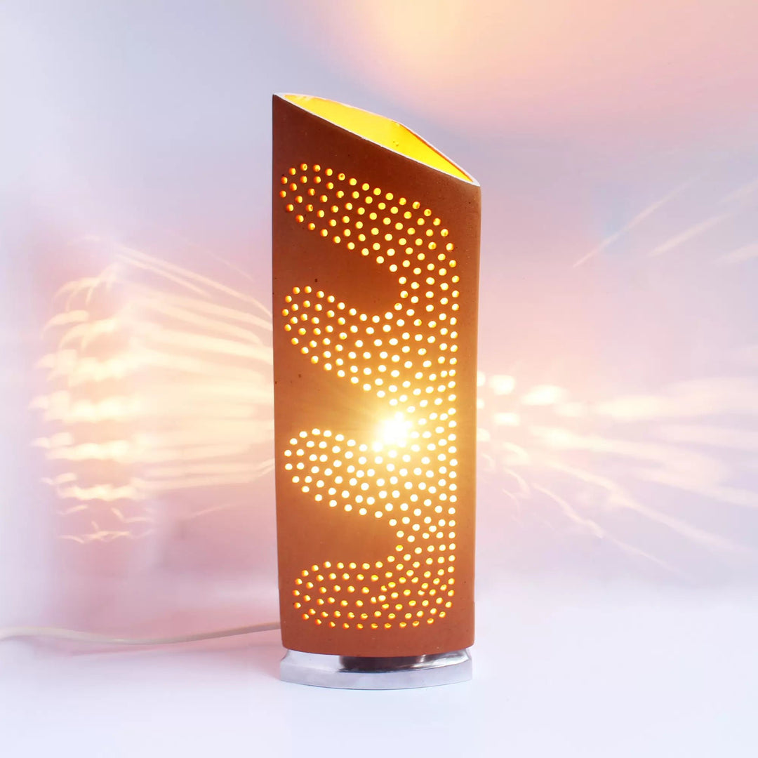 TRIGO Table Light with Cast Aluminium Base - Suspire