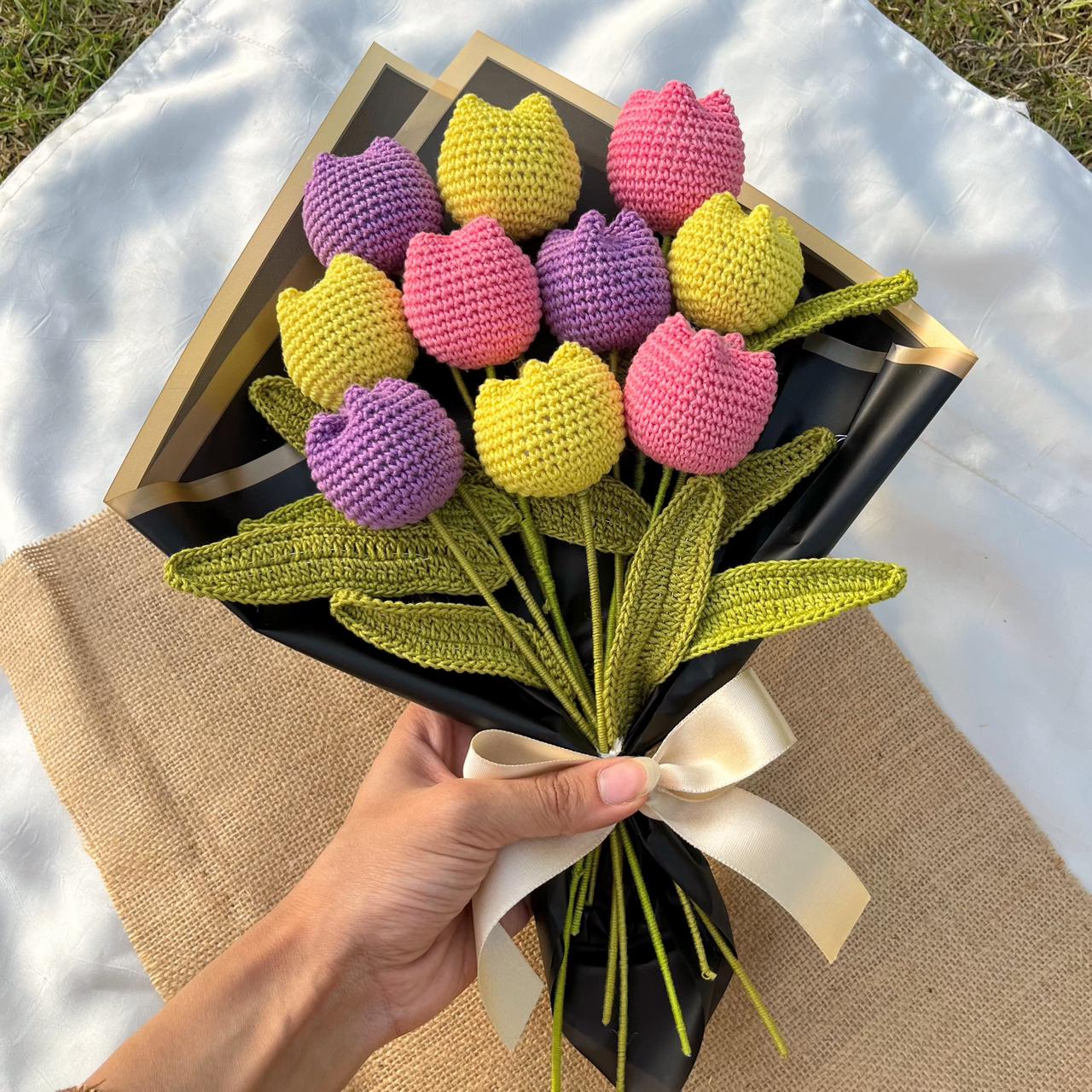 P Palettes Twirling Tulips Bouquet, handmade, gifting, décor, crochet