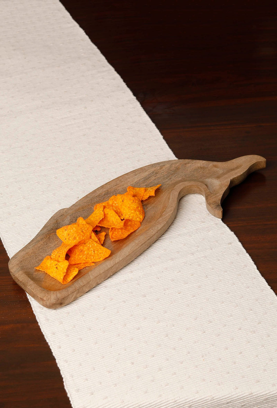 Whale platter 51 x 19 x 2.5 cm