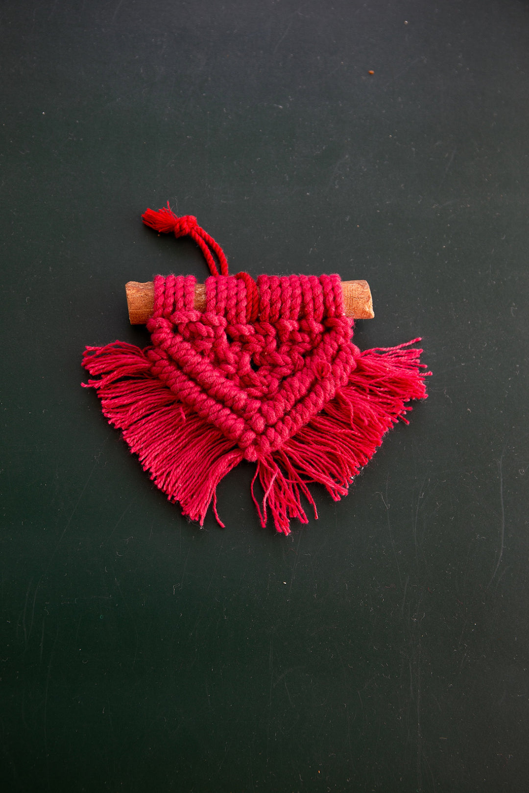 DecoTalk Macrame Christmas Tree Ornament - Diamond Set of 2 Color Red and white