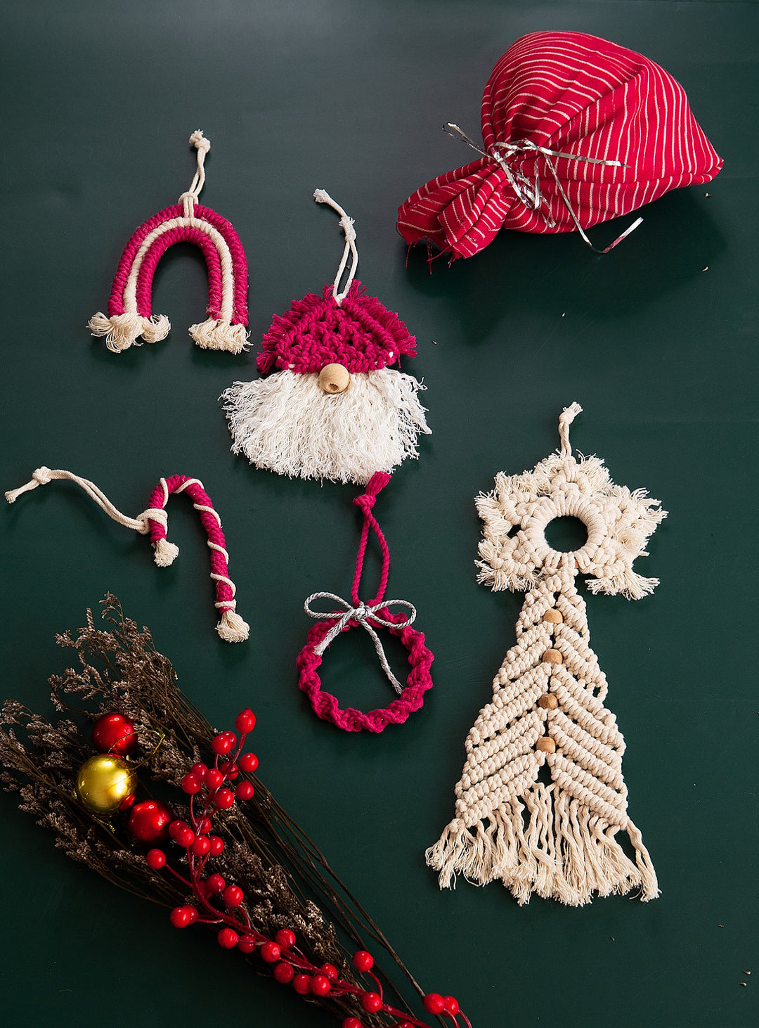DecoTalk Macrame Christmas Ornaments Set of 5 with FREE Gift bag