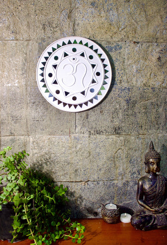 Kutch Lippan Mud Work Om symbol 25 cm Round Wall Plate - Terracotta