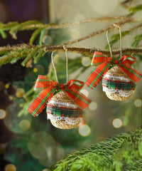 DecoTalk Banana Fibre Baubles Christmas Ornament Set of 2