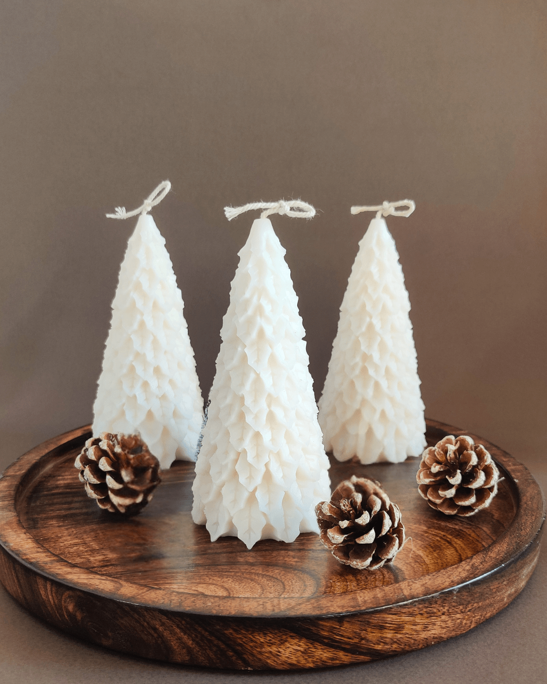 Unscented Soy Wax Christmas Tree Candle – Eco - Friendly Holiday Decor (3 Colours) - Suspire