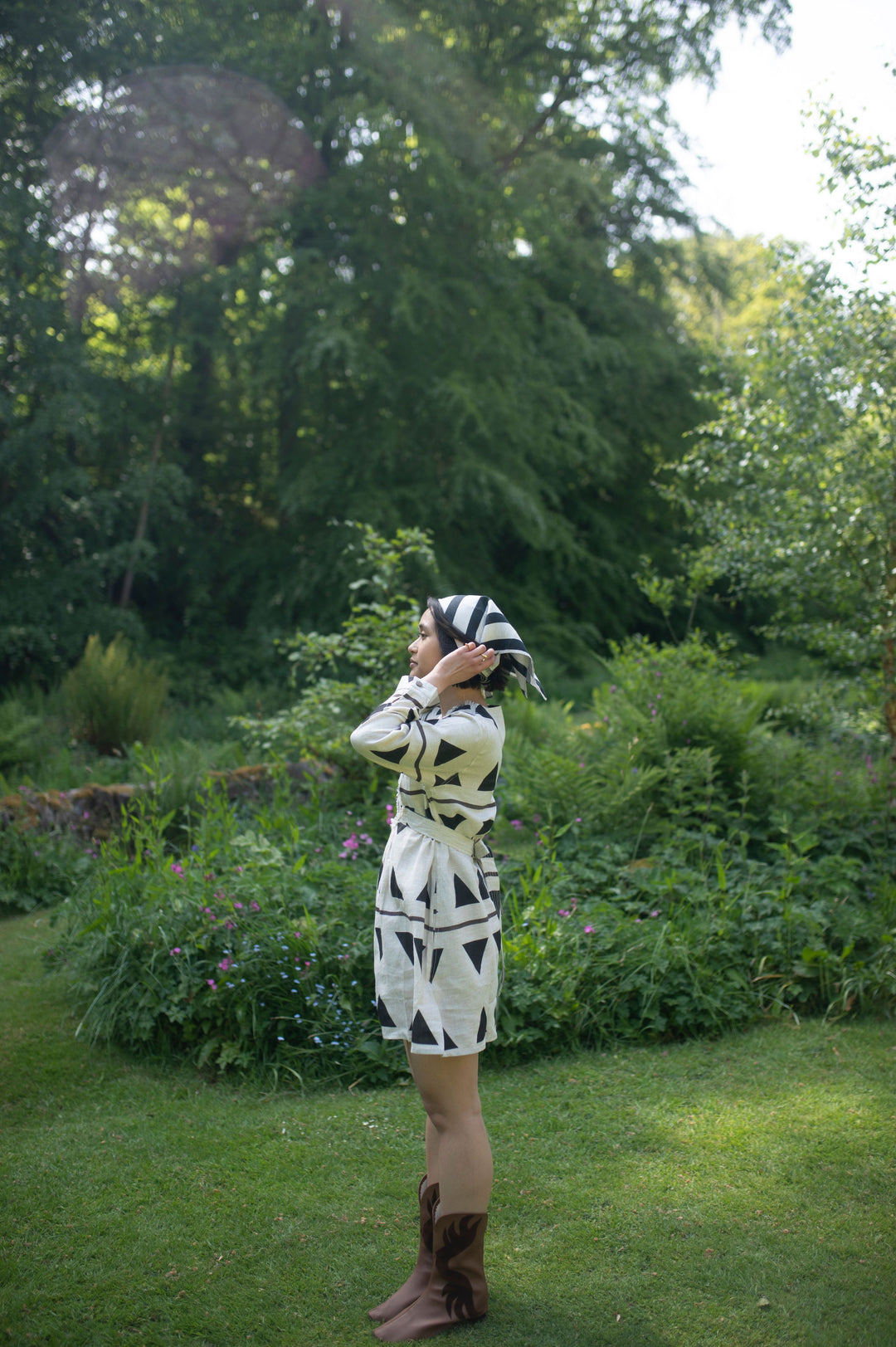 The Terra Tribe Hawaii Shift Dress | Triangle Print | Black