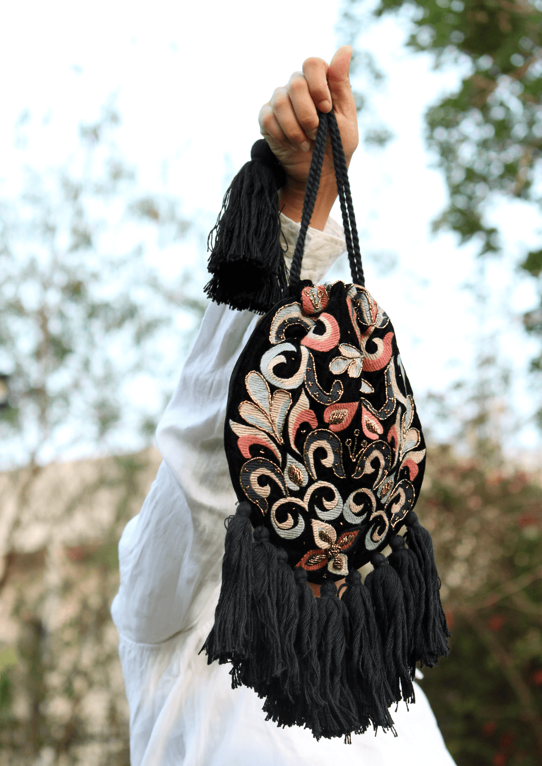 vista emboidered potli bag - Suspire