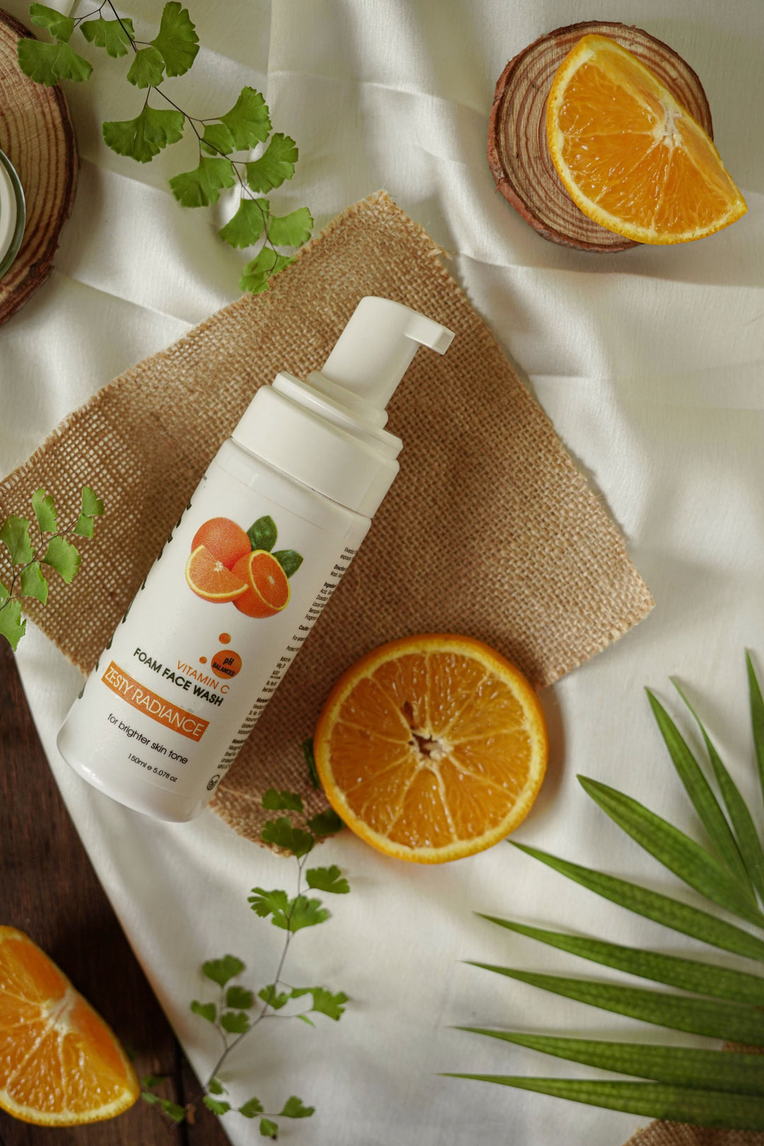 Vivedaa Skin Brightening Foaming Face Wash with Vitamin C - 150 ml