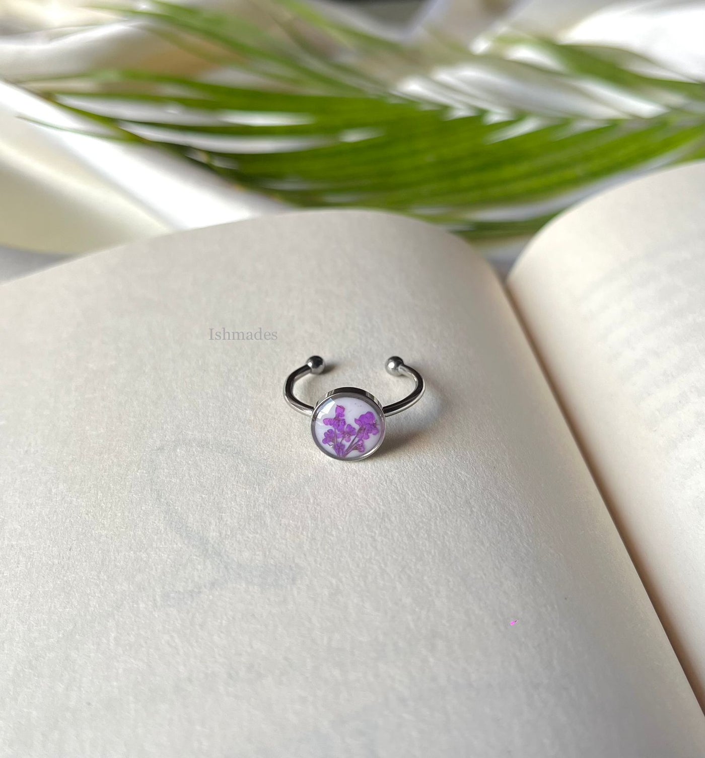 Ishmades Violet veil ring