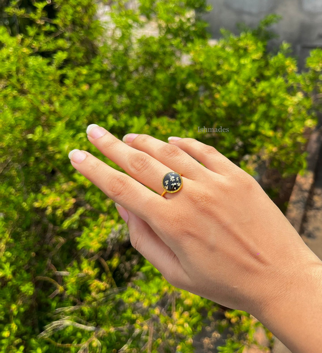Ishmades Whimsy lace ring