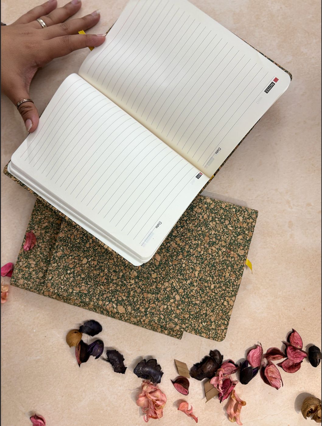 MiRa Gifting Solutions Cork Ipad Desk Organizer with Green Cork Diary