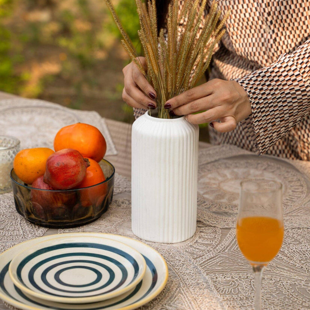 Artecasa White Ceramic Vase with Rustic Grass | Minimal