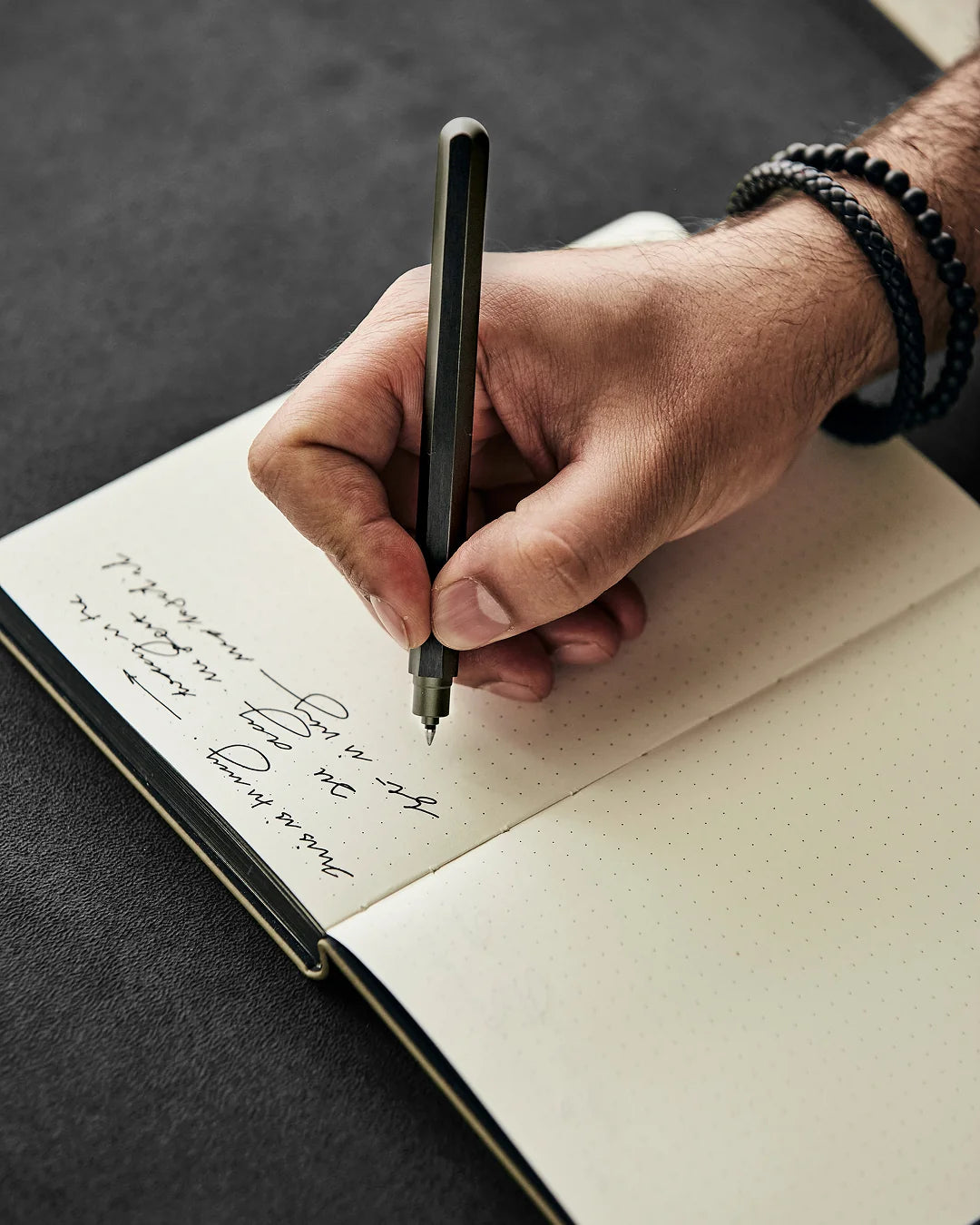 WRITER&