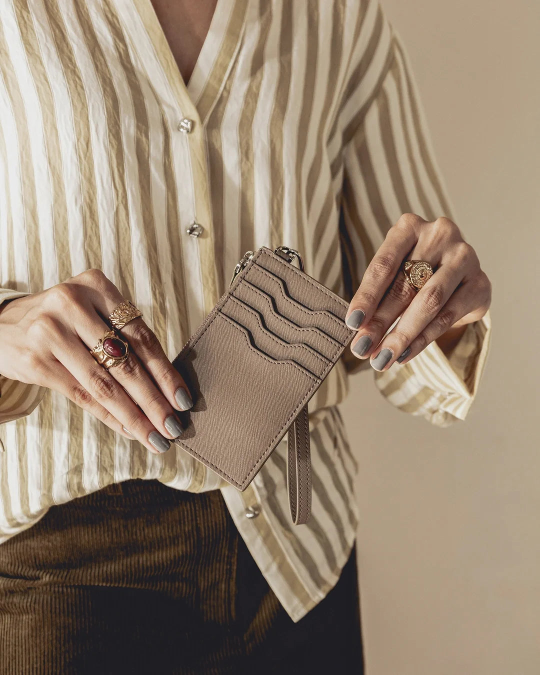 OKAN ZIPPER WALLET