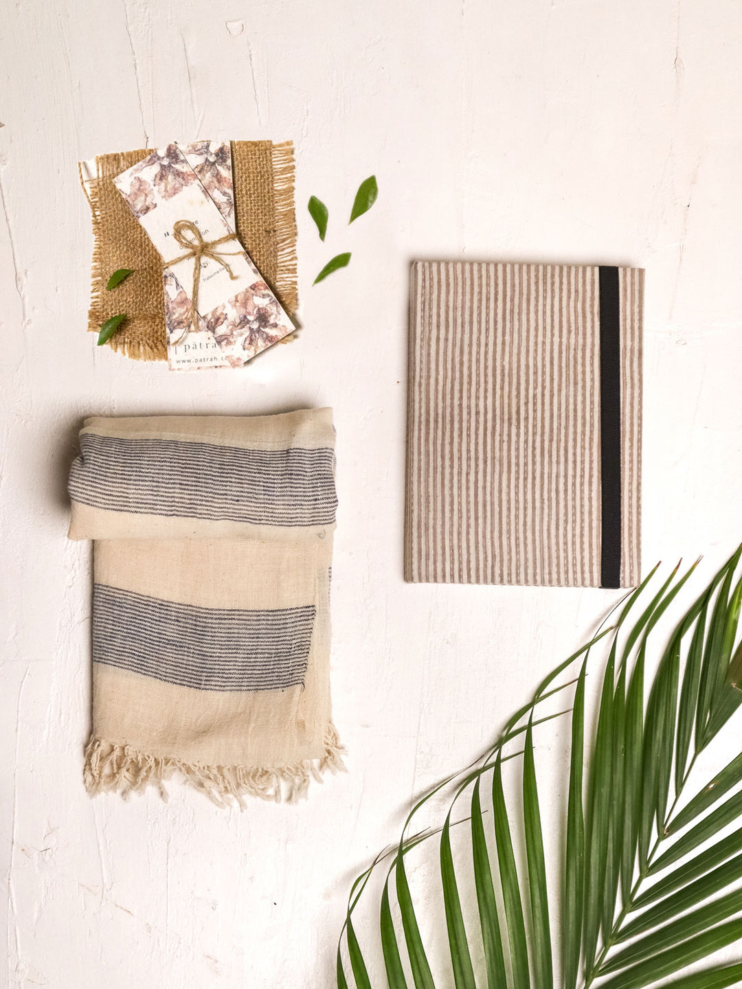 Patrah Zoya Diary, Scarf & Bookmark Gift Combo