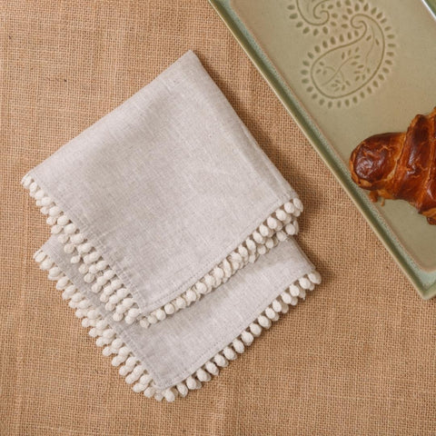 Pravaah Achala - napkin set with lace detailing