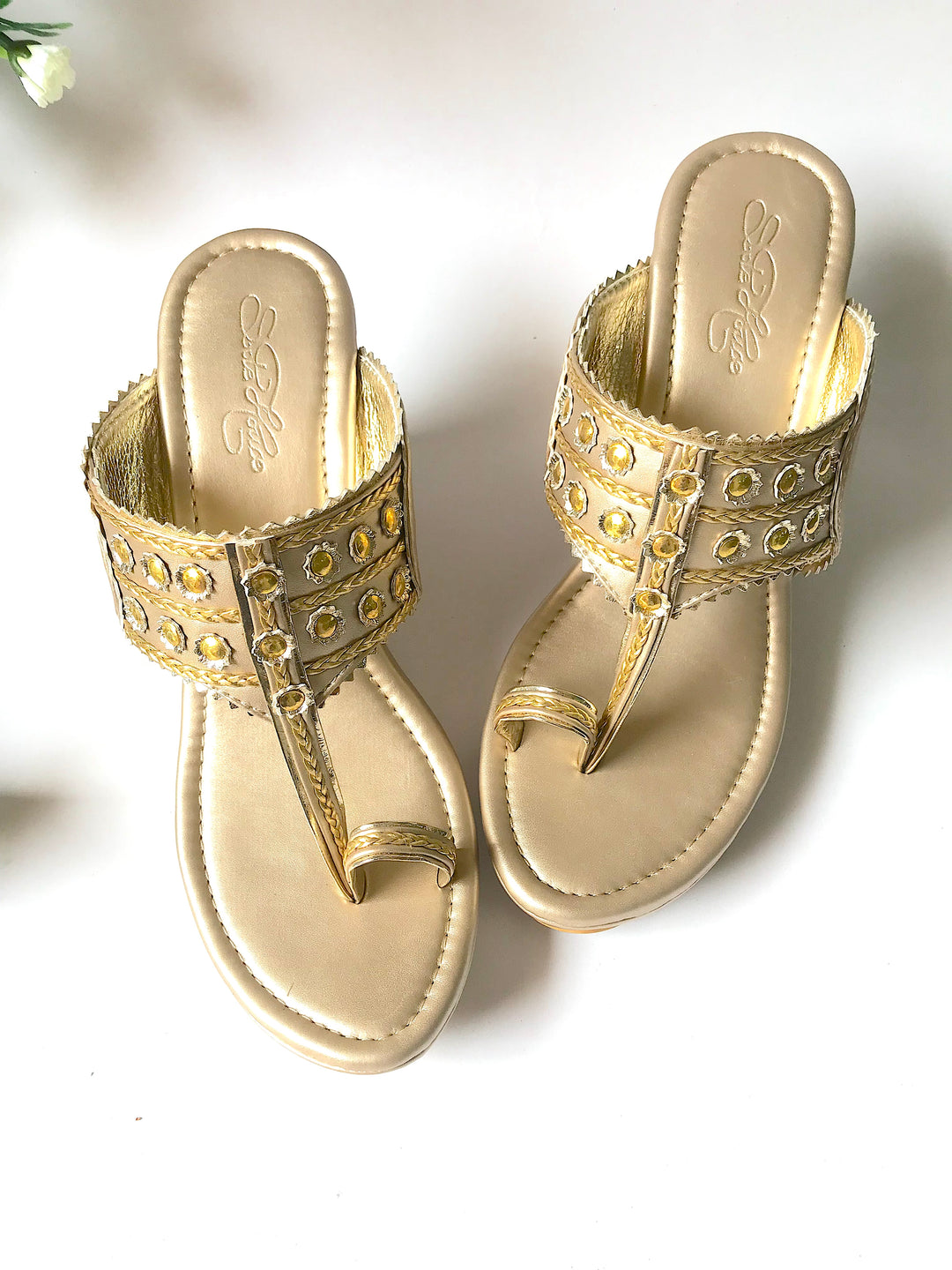 Dusty Gold, Gold Filigree Kolapuri Wedges