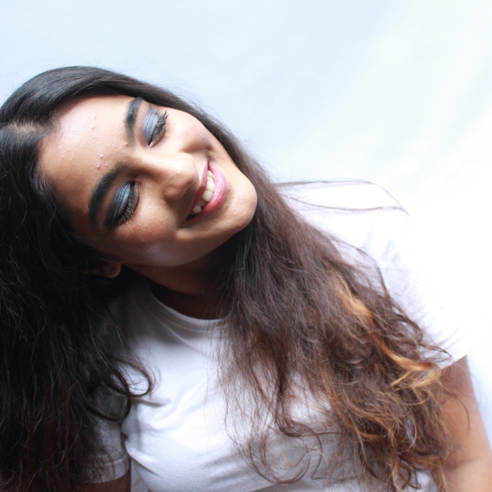 Disguise Cosmetics Satin Grey Smoke 214 - Eyeshadow, NO TALC | INTENSE COLOR | WITH SOOTHING PLANT OILS | ULTRA-SMOOTH | 4.5 gm