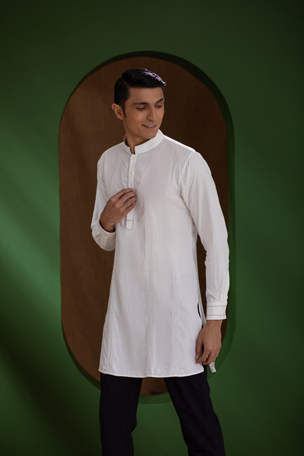 Earthpiece Pintuck Detail Men&