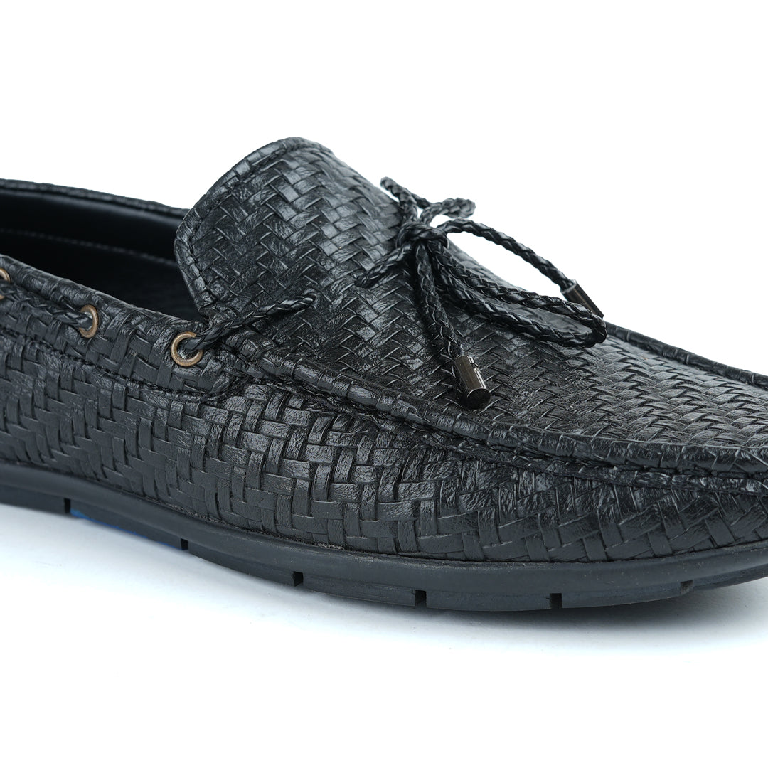 Monkstory Patterned Square Driving Shoes is a black loafer for men with a woven pattern, combining fashion and comfort.