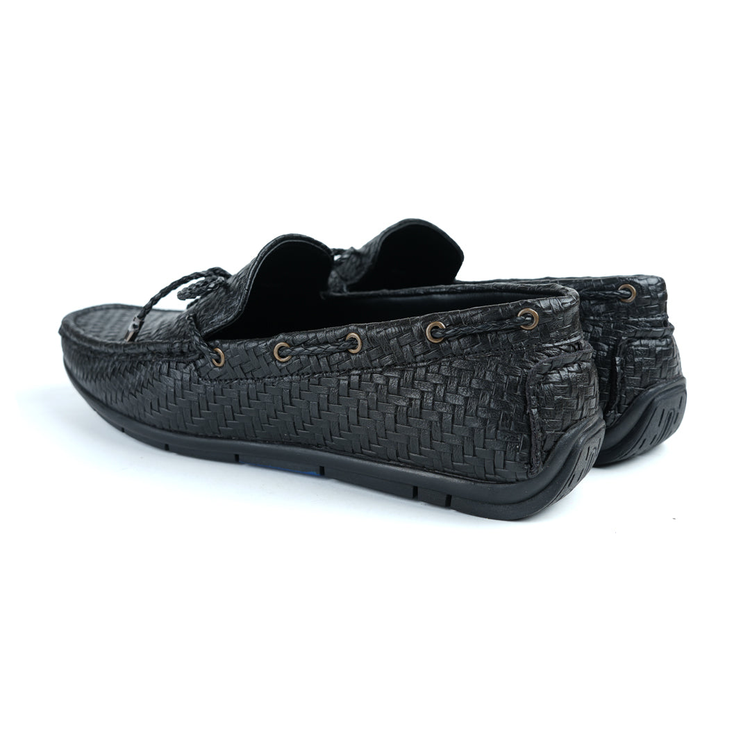 Monkstory Patterned Square Driving Shoes is a black loafer for men with a woven pattern, combining fashion and comfort.
