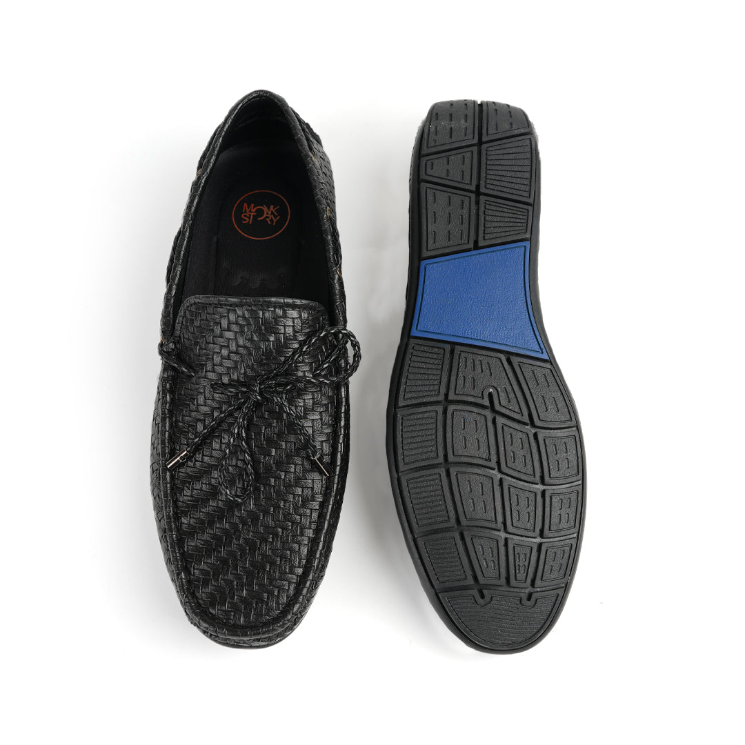Monkstory Patterned Square Driving Shoes is a black loafer for men with a woven pattern, combining fashion and comfort.