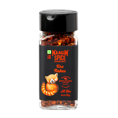 NAAGIN Indian Spice Essentials | Fire Flakes - Roasted Bhut Jolokia Chilli Flakes |10/10 heat level - XXX Spicy)