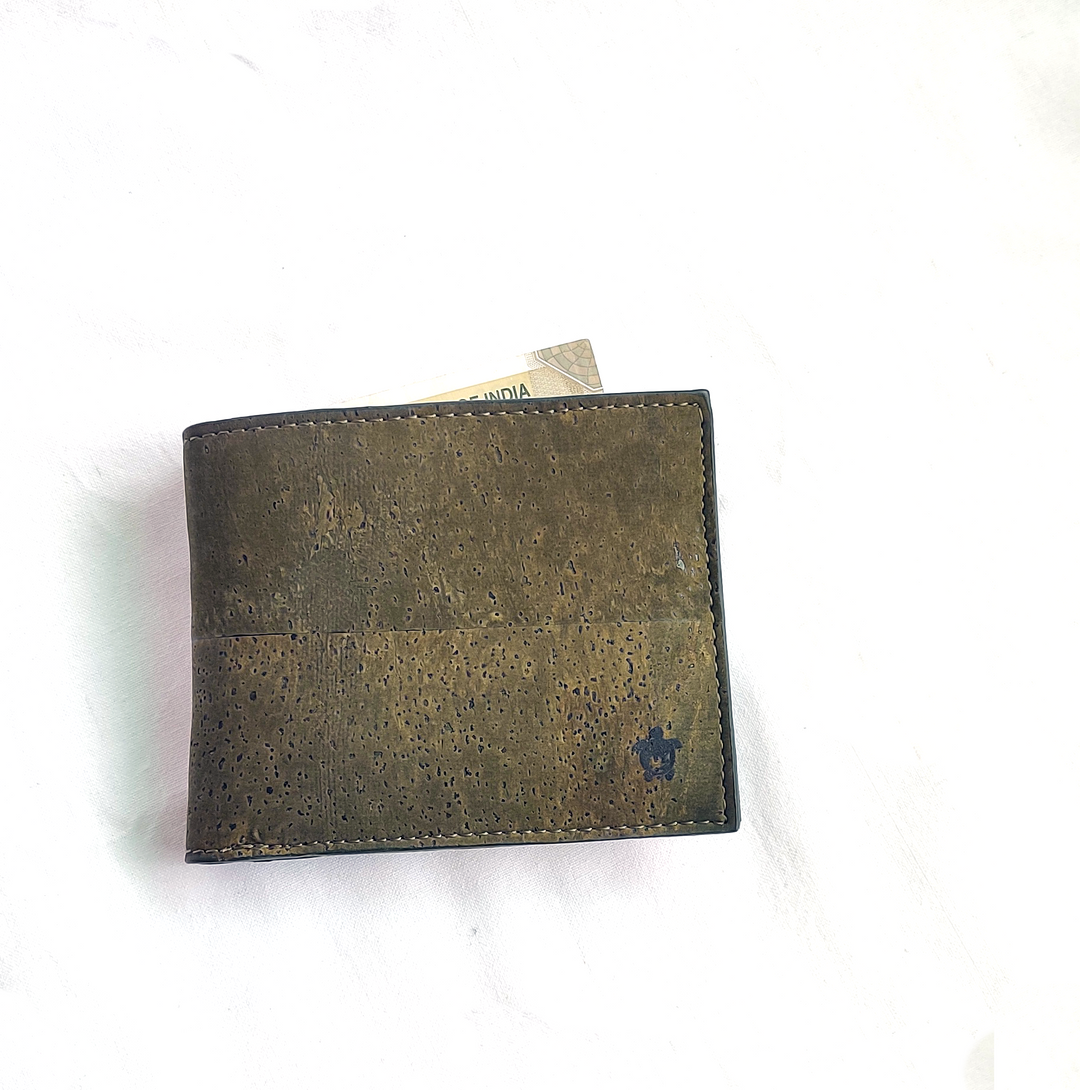 Clan Earth Kakapo Bifold Cork Wallet