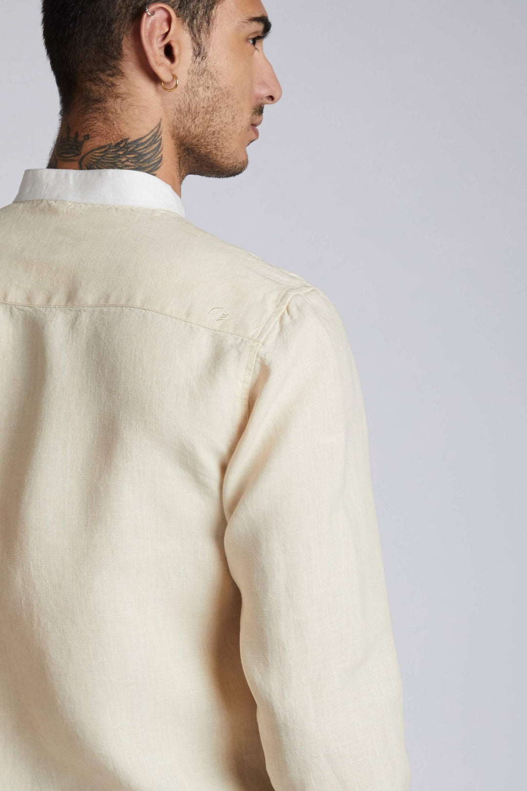 B Label Orbit Contrast Collar Shirt