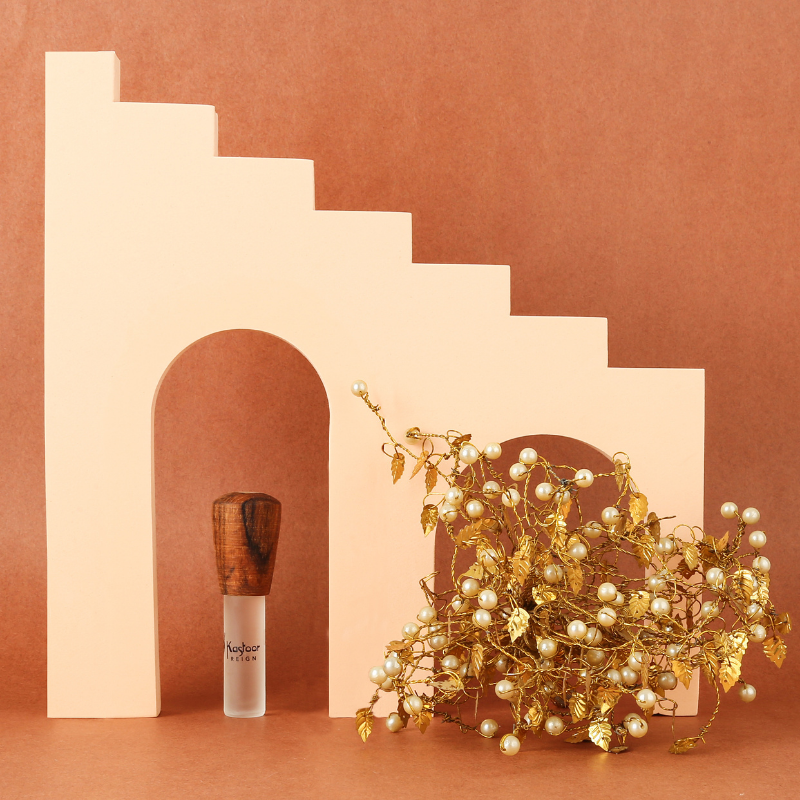 Kastoor Reign Perfume - White Oud (8ml)