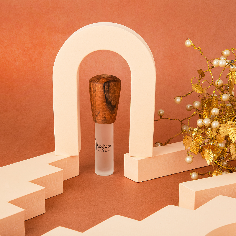 Kastoor Reign Perfume - White Oud (8ml)