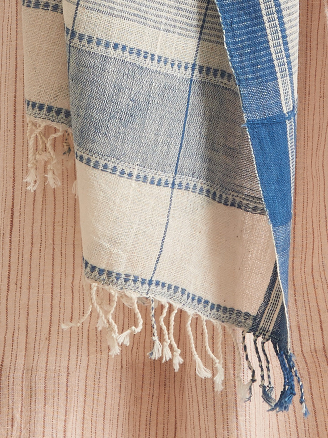 Patrah Indigo weave design